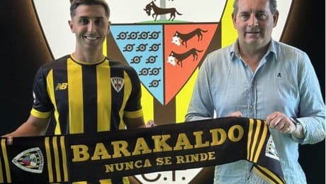 Antonio Salado refuerza al Barakaldo en la recta final