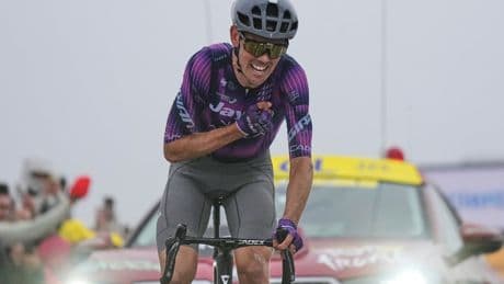Ben O’Connor conquers Tour de France queen stage as Tadej Pogacar tightens grip on yellow