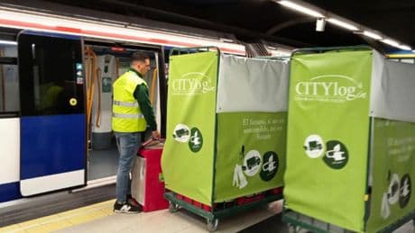 Livrer des colis en métro : une nouvelle solution logistique prometteuse