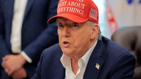 Trump dreigt burgemeester Washington met ontslag, kondigt inzet overheid in twee nieuwe steden aan