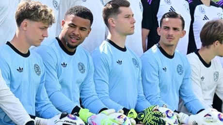 Preußen-Keeper Schenk - So arbeitet er an seinem EM-Traum