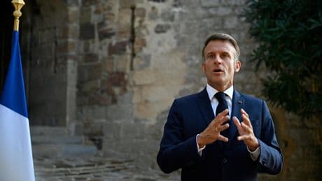 Macron affirme que Poutine ne veut pas la paix mais une «capitulation» de l’Ukraine
