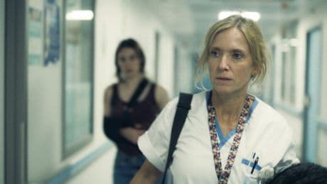 « L’Intérêt d’Adam » de Laura Wandel : un puissant thriller hospitalier avec Léa Drucker