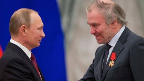 Terremoto cultura. Bufera politica sull'uomo di Putin
