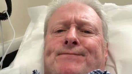 ITV Coronation Street legend Charlie Lawson rushed to hospital after worrying symptom