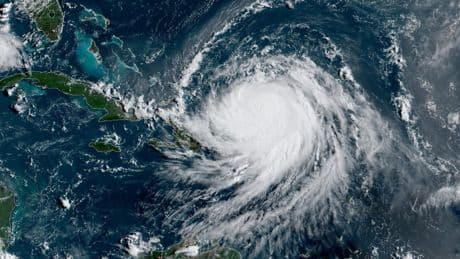 "Erin": Hurrikan nähert sich der US-Ostküste
