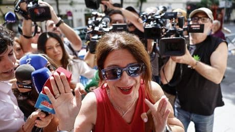 Leire Díez no da explicaciones públicas sobre sus audios contra la UCO a su llegada a Ferraz: "No voy a decir nada"