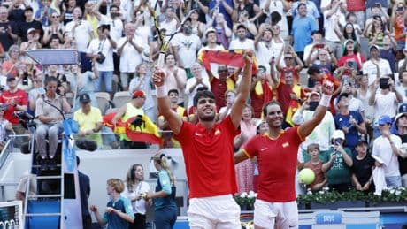 Rafa Nadal calla bocas y defiende a ultranza a Carlos Alcaraz