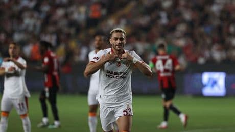 Galatasaray'da Barış Alper Yılmaz sazı eline aldı, 5 dakikada her şeyi değiştirdi: Yıllar sonra bir ilk!