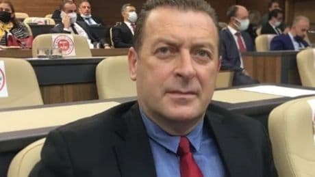 CHP’li Dayı: Camide Ülker dağıtmak AKP’ye serbest bize yasak