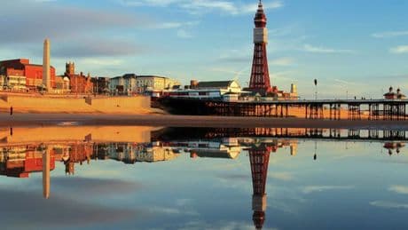 Man dies after Blackpool pier fall as police launch urgent appeal