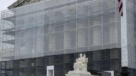 Supreme Court Revives Suit From Victims of Botched F.B.I. Raid