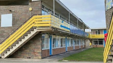 Pontins holiday park left abandoned and 'frozen in time' with rooms left completely untouched
