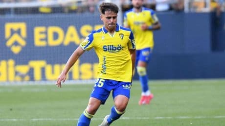 Óscar Melendo rescinde su contrato con el Cádiz