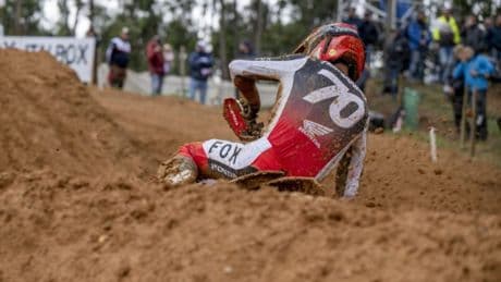 Geerts gana, mientras Rubén Fernández falla en la clasificación del MXGP de España