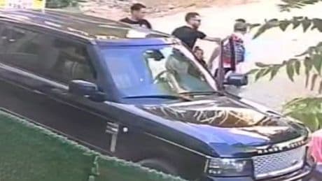 Çocuklarının gözü önünde babaya tokat atılması infial yarattı: Toplumda barındırmak istemiyoruz