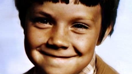 Huge pop star unrecognisable in rarely seen childhood snap