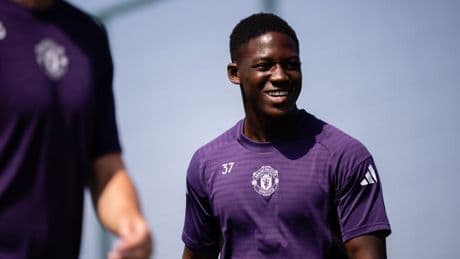 Transfer news live: Isak to Liverpool latest, Arsenal and Spurs battle for defender, Mainoo to leave Man Utd?