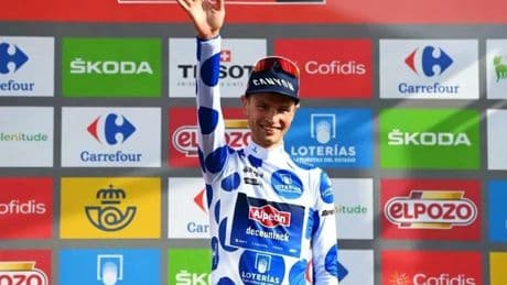 Jay Vine conquista la 10ª y evita la victoria española el día en que Jonas Vingegaard recupera el liderato de la general