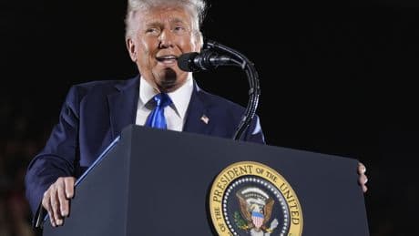 Ink trade deals ASAP to avoid a downward economic AND political spiral