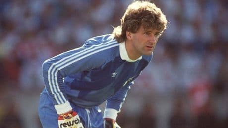 Duitse oud-keeper Immel, bekend van EK 1988, moet cel in wegens oplichting