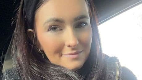 'I was sobbing in A&E on all fours - but doctors said there was nothing they could do'