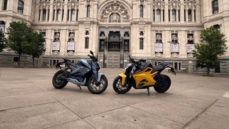 Las futuristas motos eléctricas de Ultraviolette aterrizan en España