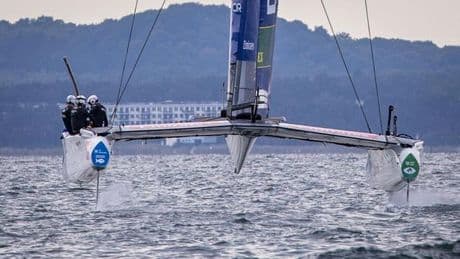 Segeln: Vettel über SailGP-Erfahrung: "Wäre fast vom Boot gefallen"