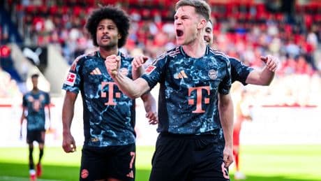 Fußball-Bundesliga: "Die kratzt": Kimmichs Kampf mit der Kapitänsbinde