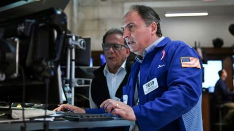 Wall Street hésite face à l’inflation américaine et aux tensions commerciales