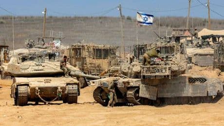 Occupazione di Gaza, come sarà l?attacco israeliano? Prima il centro, poi i quartieri: ma «servono migliaia di soldati». Il volo degli aerei-spia britannici