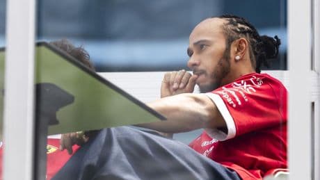 Hamilton levanta la voz: "Dejad de inventar. Estoy aquí para ganar junto a Fred y si sucediera, no lo apoyaría en absoluto”
