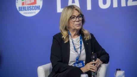 "Poliziotti indagati? Italia che non mi piace". La lezione alla sinistra di Dalla Chiesa