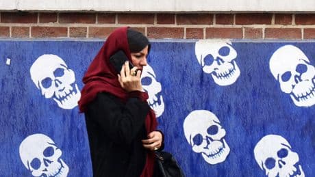 Iran schickt Droh-SMS: „Löschen Sie sofort alle Social-Media-Kommentare“