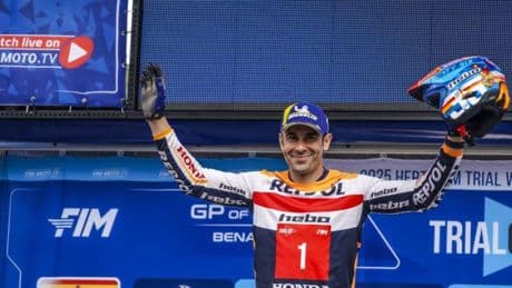 Bou y Marcelli se reparten los triunfos en la segunda jornada del GP de San Marino