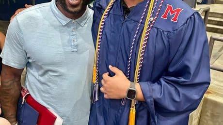 Former Giant Brandon Jacobs’ son shocks fans in photo towering over his Super Bowl winning dad