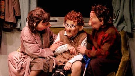 Las expresivas máscaras de los vascos Kulunka Teatro llegan al Condal