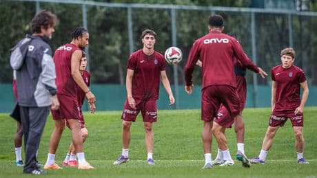 Trabzonspor, Fenerbahçe derbisine hazırlanıyor