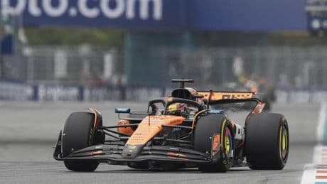 Piastri reacciona con un 'cohete' en Miami y Verstappen intenta lo imposible