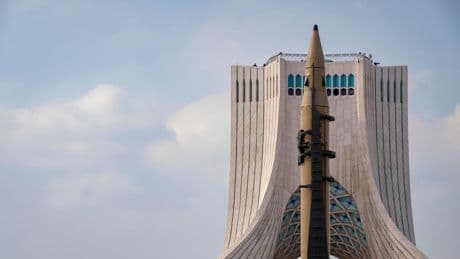 Israels Angriff auf Iran: "Die Iraner stehen relativ knapp vor der Bombe"