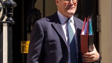 Sir Keir Starmer accused of having ‘two-tier TV’ views after silence on grooming gangs show but outrage over Adolescence