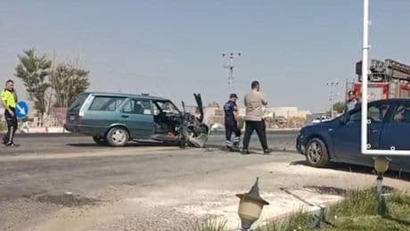 Isparta'da iki otomobil çarpıştı: 1'i ağır 8 yaralı