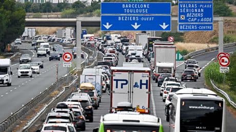 LIVE | Horrorfiles in aantocht: ANWB waarschuwt voor veel vakantieverkeer op Europese wegen