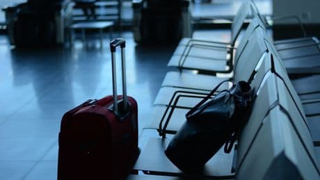 Japón ha logrado que un aeropuerto no pierda una maleta en 30 años. Ahora tiene que lograr otro hito: que no se le hunda