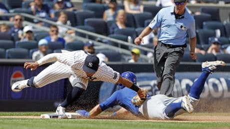 Former Yankee Jon Berti receives ALCS championship ring from Aaron Boone