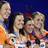 Sublieme eindsprint Marrit Steenbergen bezorgt estafettezwemsters WK-brons