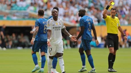 EN DIRECT - Real Madrid-Al Hilal : privés de Mbappé, les Merengues patinent pour leur entrée en lice