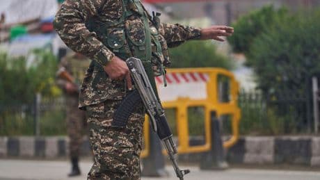 Kaschmir-Konflikt: Nach Deal zwischen Indien und Pakistan – angeblich weiterhin Explosionen