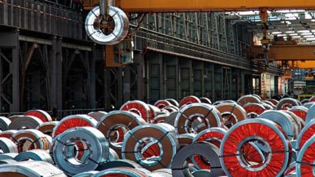 Ex Ilva: gli investitori restano alla finestra, Urso a caccia di pretendenti all’estero