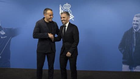 El primer gran reto de Bretos y Sergio en la Real: mirar, elegir y pulir lo de "dentro", que es mucho